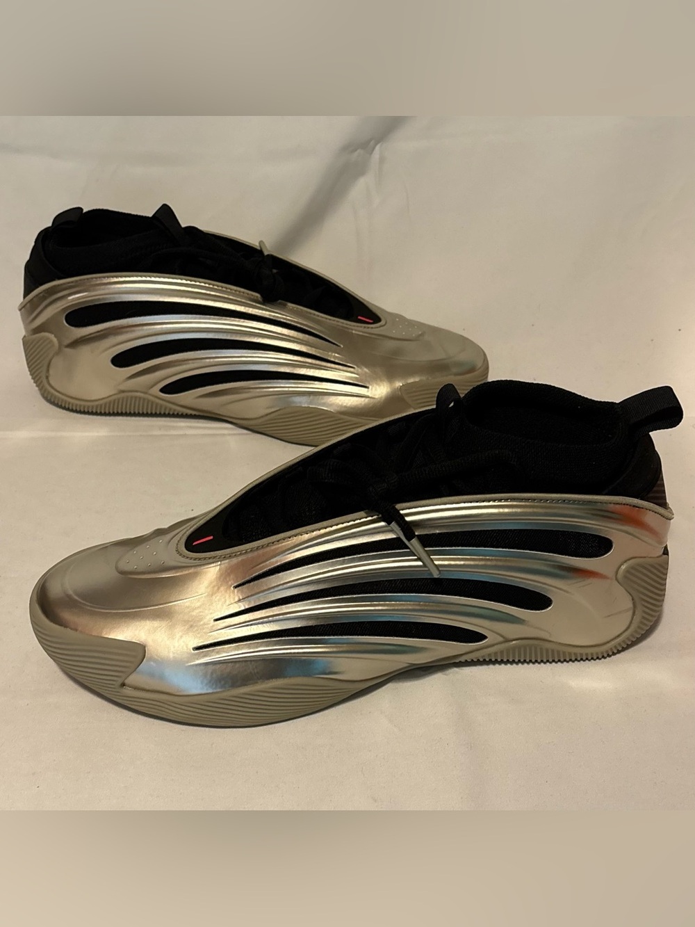Adidas James Harden Volume 9 Cyber Metallic Gold Sneakers JR2506 Men’s Size 14